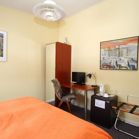 Igdlo Guesthouse Narsaq Екстер'єр фото