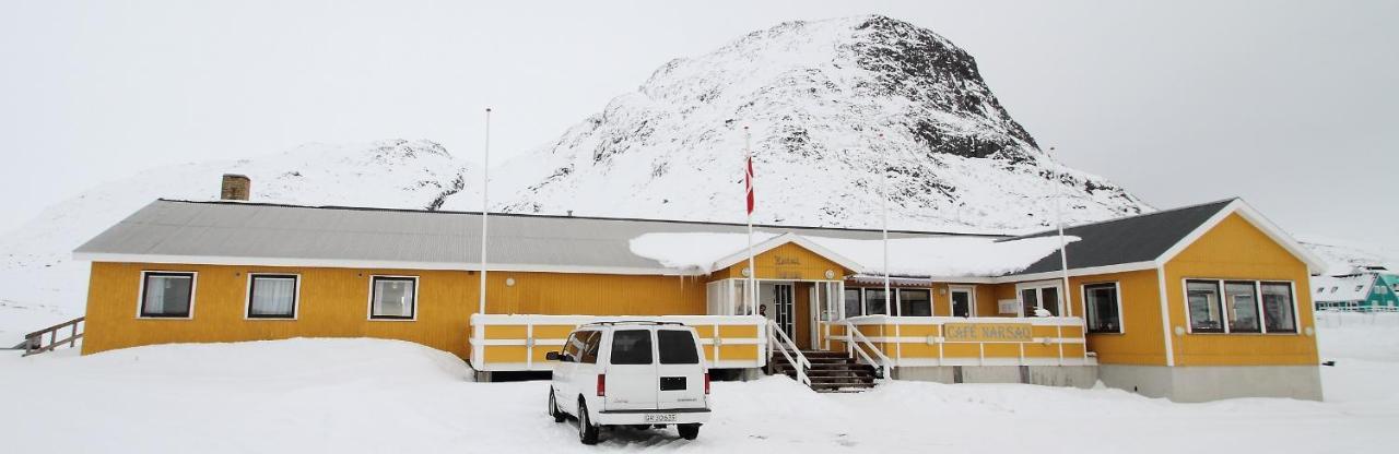 Igdlo Guesthouse Narsaq Екстер'єр фото