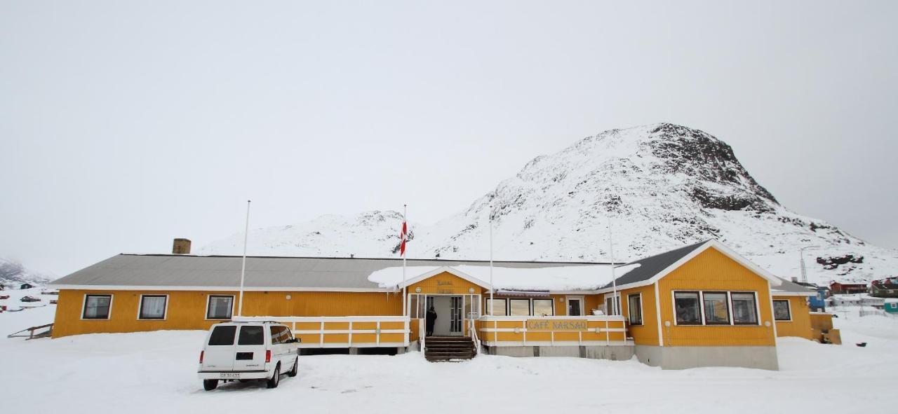 Igdlo Guesthouse Narsaq Екстер'єр фото