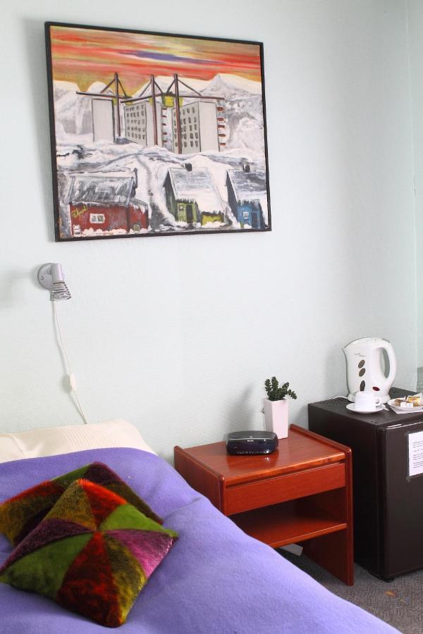 Igdlo Guesthouse Narsaq Екстер'єр фото